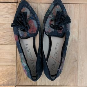 Sole society flats